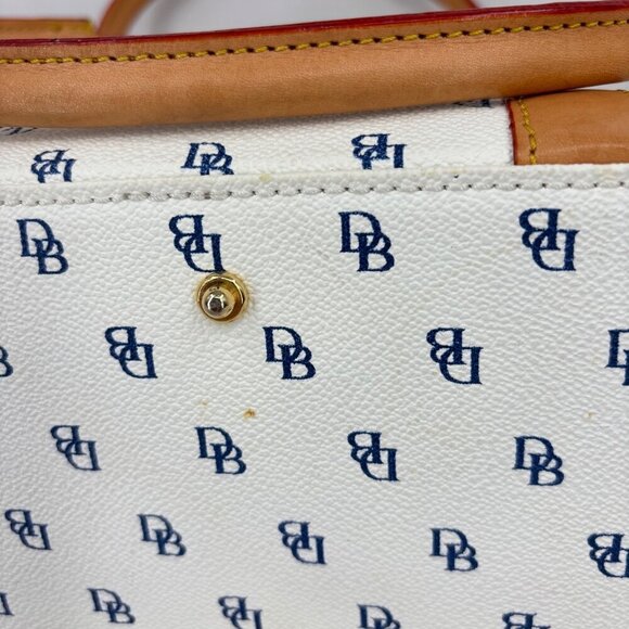 Dooney & Bourke Domed Satchel White Signature Logo Crossbody Strap Glasses Case - Picture 8 of 16